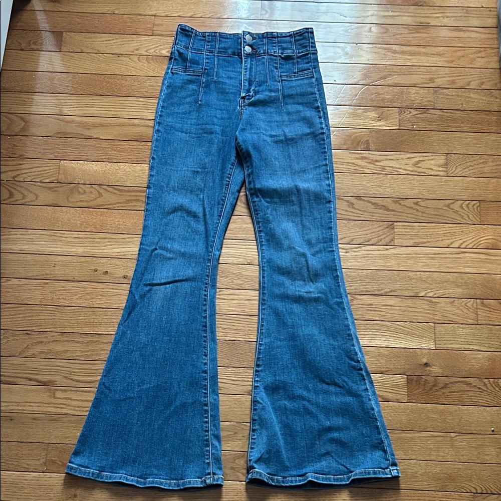 70’s inspired Altar’d State Flare/ Bellbottom jeans!